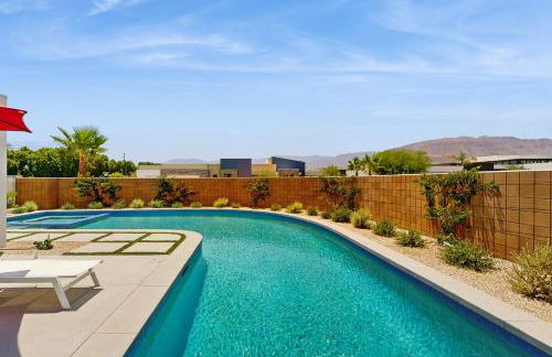 Stunning Modern Home with Mountain Views and Private Pool, Spa and Grill Dog ok - Foto 28