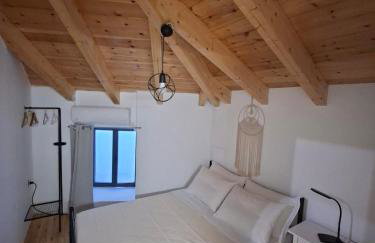 Beautiful Plomari Cottage - Photo 11