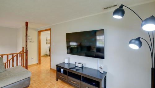 Bluefield Home with Covered Deck - Near Parks! - Foto 4