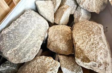 Private suite with jacuzzi sauna and garden - Foto 34