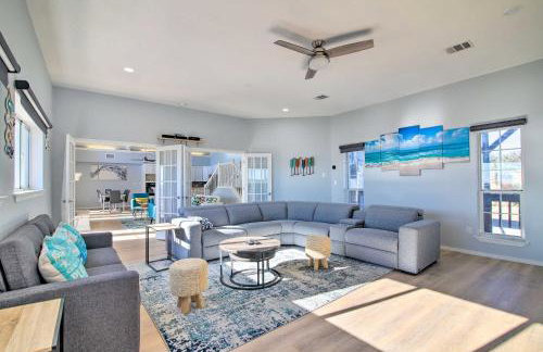 Private Deck & Grill: Sunny Lakefront Escape - Photo 11
