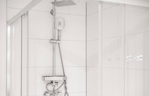 Modern House "Brick Lane" with Terrace and Wintergarden - LOFTIGO - Photo 14