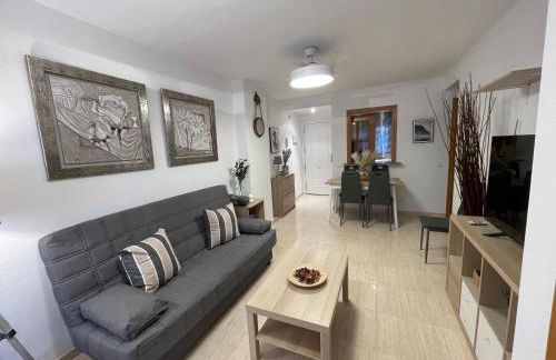 Apartamento a estrenar en primera línea de playa en Magic World Marina Dor - Photo 8