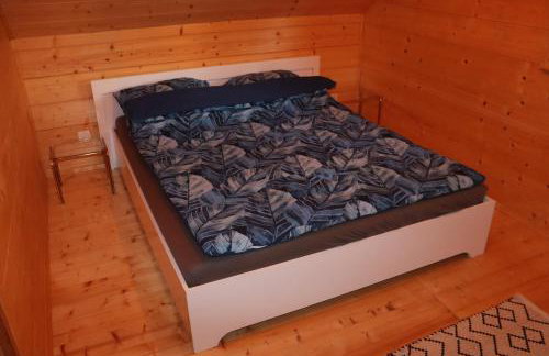 Przy jeziorze - Foto 7