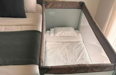 Modern apartment with balcony and free parking - Foto 13