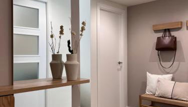 El Balcón del Ebro by Alogest- Vistas, piscina y 2 parking - Foto 3, Lobby or reception