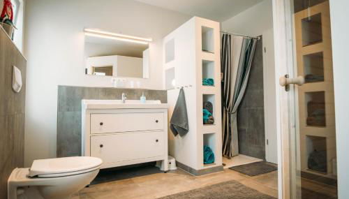 Strandnah, familienfreundlich, schön! Hoppetosse am Schönberger Strand - Foto 5, Shower