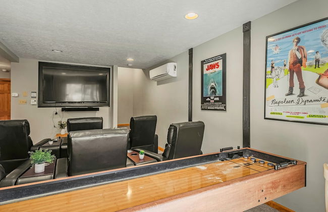 Hickory Haven by Avantstay Hot Tub, Game Room, Theater, Deck - Foto 39