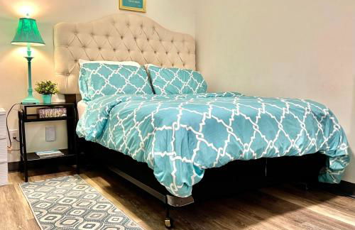 Private Room with Shared Bathroom on the 1st Floor 10 minutes walk to University of Washington - Foto 1