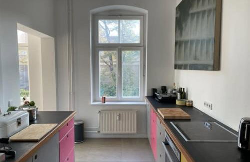 Wunderschöne, großzügige Altbauwohnung in Mitte - Foto 3