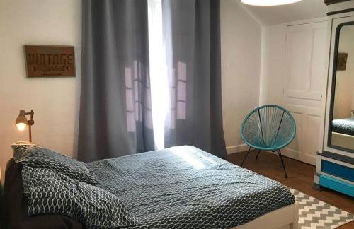 LES HORTENSIAS Spacieuse Maison en ardoise du pays FIBRE - Foto 56