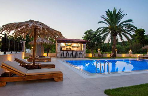 Zissis Villa & pool 5min drive to beach - Foto 31