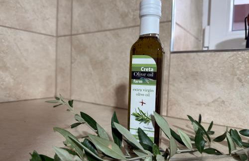 Villa Asterousia with Heated Jacuzzi, BBQ & Lounge - Photo 17