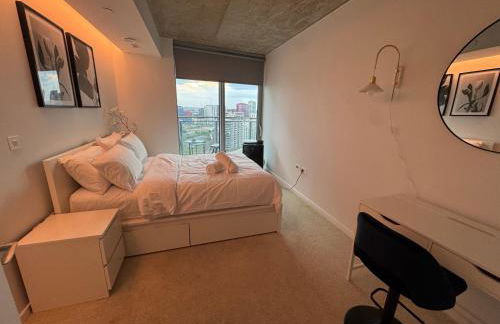 High Floor Modern 1BR Stunning Views Balcony AC Free Parking - Foto 14