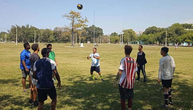 Baseball Game in Havana - Foto 2