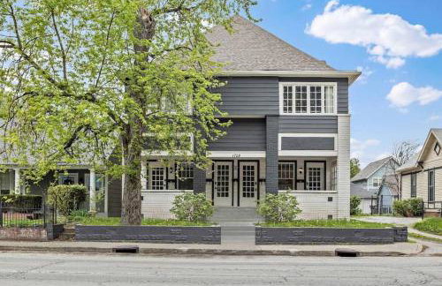 Modern Apt - Downtown Charm - Ideal Location - Foto 12