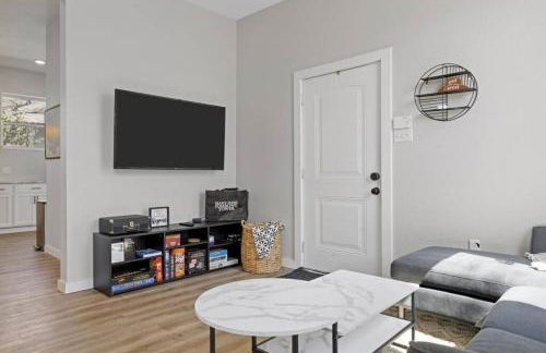 Cowboy Pool 2 mins 2 Silos & Cameron Park - Photo 9