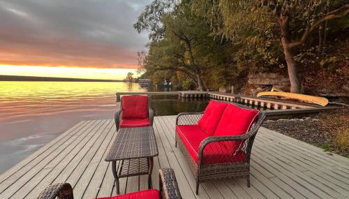 Cayuga lake cottage with private lake access - Foto 2
