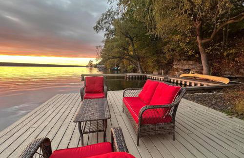 Cayuga lake cottage with private lake access - Foto 2