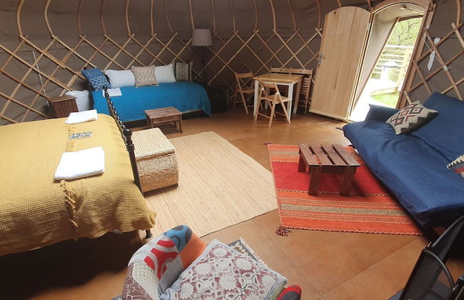 Stunning Premium Yurt in Kelburn Estate Near Largs - Photo 5