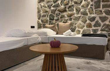 Latramys Suites - Photo 26