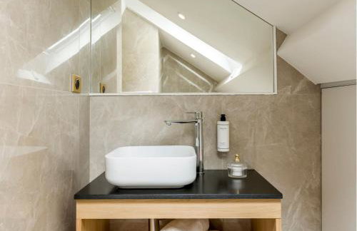 Merveil - Luxury Suite - Champs Elysees - St Cyr I - Photo 25