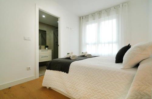 GALIHOST - Apartamentos con parking frente a la playa - Foto 31