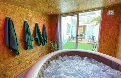 SPA - 4 Pers - NETFLIX - Gare - Parking - Photo 2