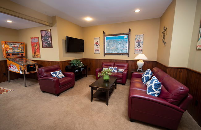 Luxury 6br Solitude Ge- Indoor Bball Court, Private Tub 6 Bedroom Home by RedAwning - Foto 18