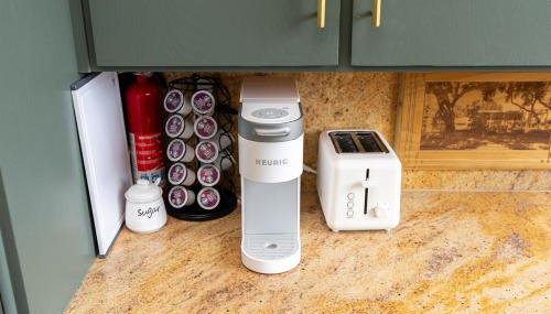 Mid-Mod Hilltop Retreat Views & Local Wildlife - Foto 4