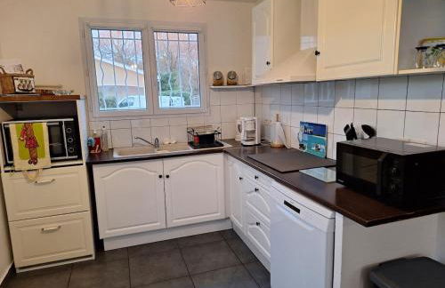 Loue charmante petite maison dans un écrin de verdure - Foto 10