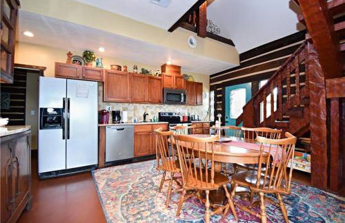 RUSTIC BLUEBONNET CABIN With VIEW BY HIDDEN FALL PARK - Foto 32