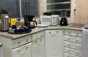 1 suíte cama king, 2 quartos com camas casal, 1 garagem, próx Basílica - Photo 35