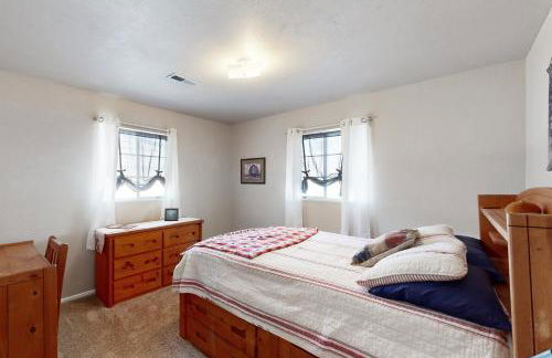 Farmington Family Home with Private Patio - Foto 17