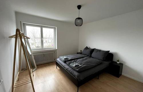 LOOT LARGE /Stadtrand /Parkplatz - Foto 30