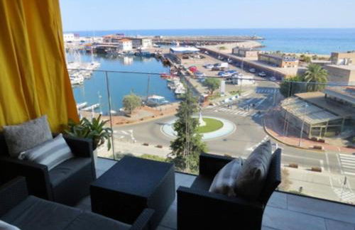 Elegante apt p4 pax a 1 min de la Playa con WiFI - Foto 1