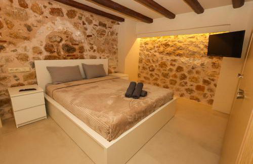 Aeolian Stone Villa - Photo 19