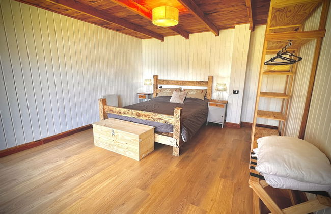 Amazing Cabin on the Shore of Lake Moreno H58 by Apartments Bariloche - Photo 4