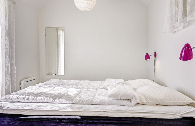 Sunlit Holiday Home in Bornholm near Sea - Photo 6