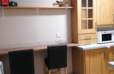 The Beeches - Foto 45