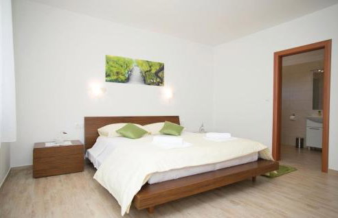 Beautiful Home In Zagvozd With Sauna - Foto 20