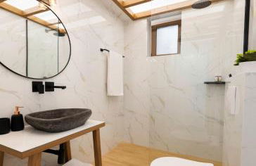 Zen Suites - Photo 50