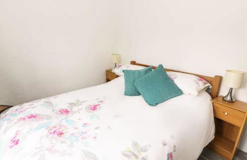 Rhos Y Clegyrn - Photo 9