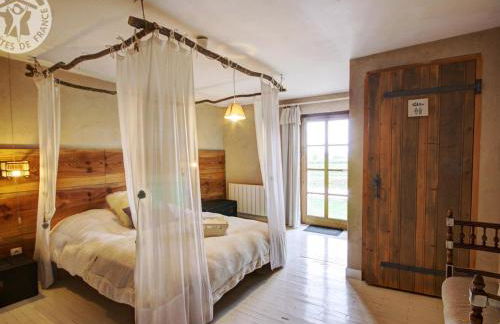 Gîte cocon avec spa et sauna à Saint-Germain-Lespinasse - FR-1-496-6 - Foto 24