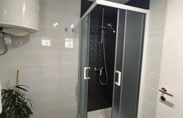 Little Shine - Foto 3