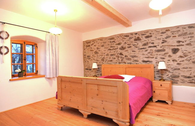 Sunny Holiday Home Near the Forest - Foto 7