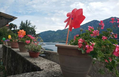 Apartment A lago private beach and parking - Foto 34