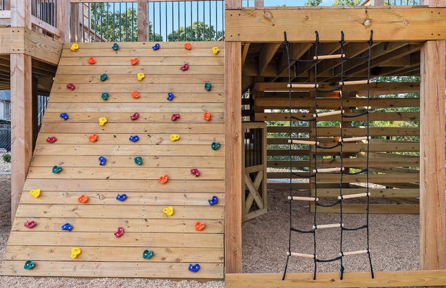 A Birds Eye Bridge View - 5 BDR w/ Private Hot Tub - Foto 56