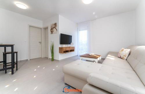 Villa Hlapa-new modern villa near beach - by TRAVELER tourist agency Krk - Foto 22