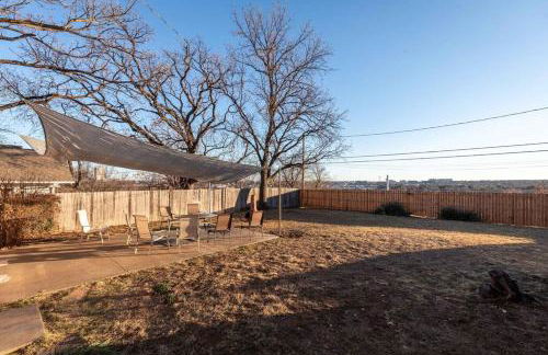 Grand Performance Home 3 min to Downtown, Stockyard, AT&T - Photo 25